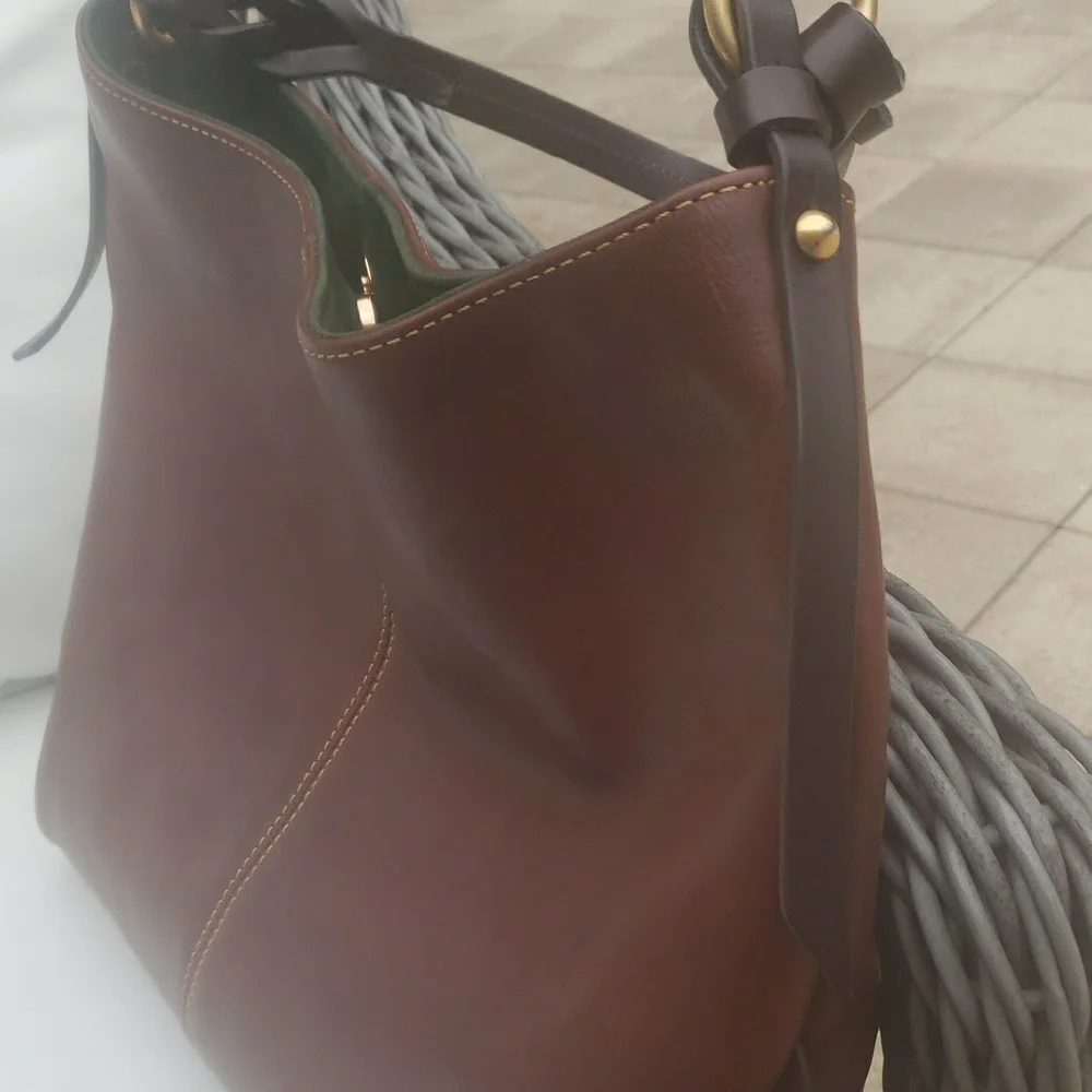 ❤Dooney & Burke Leather Bag (EUC) - Picture 6 of 16